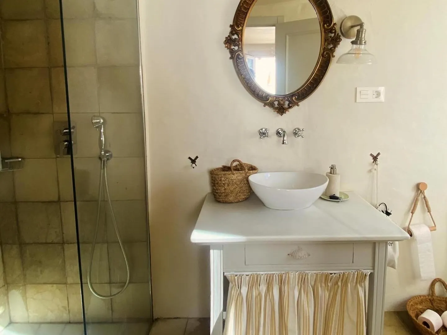 Romantic Ronda Garden Cottage 0*,